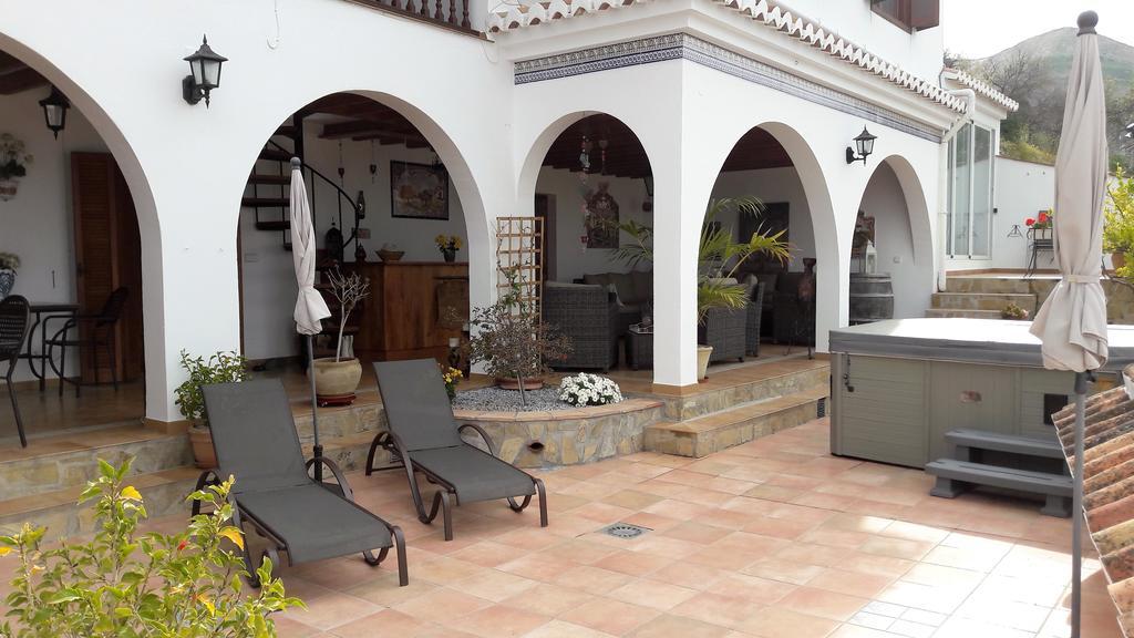 Bed and breakfast Casa Roble Cómpeta