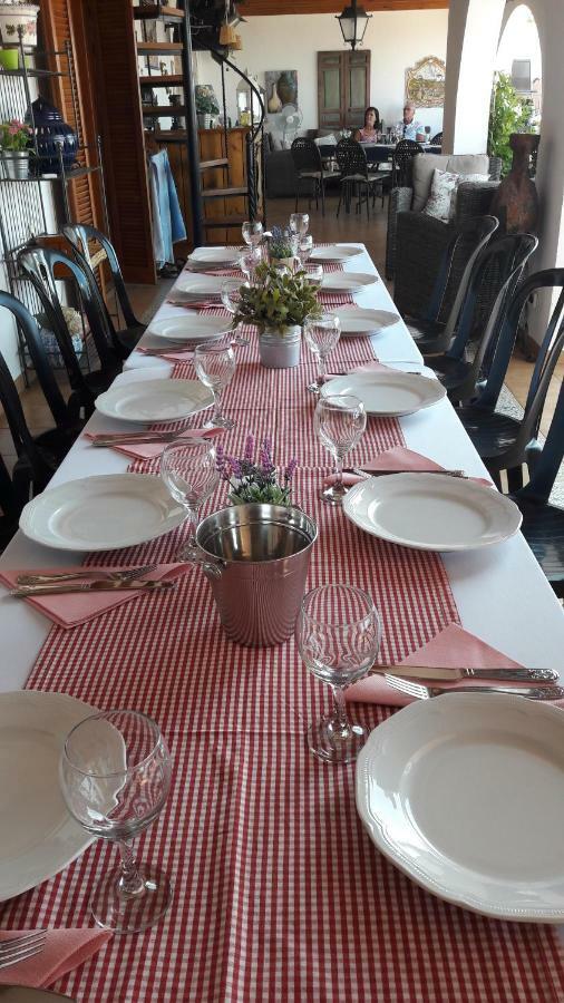 Casa Roble 3*